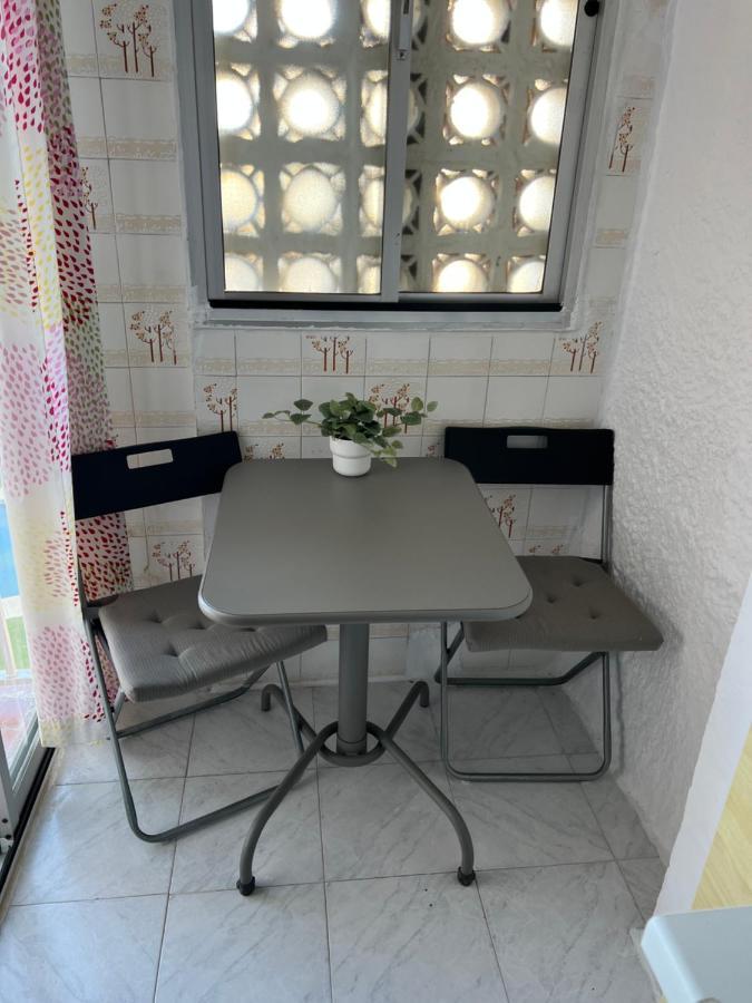 Ribera Playa Alhamar Apartment Sitio de Calahonda Bagian luar foto